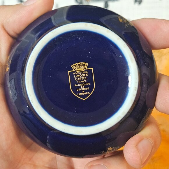 Limoges Castel France Cobalt Blue Gold Porcelain Trinket Box Floral Trim - Picture 7 of 11